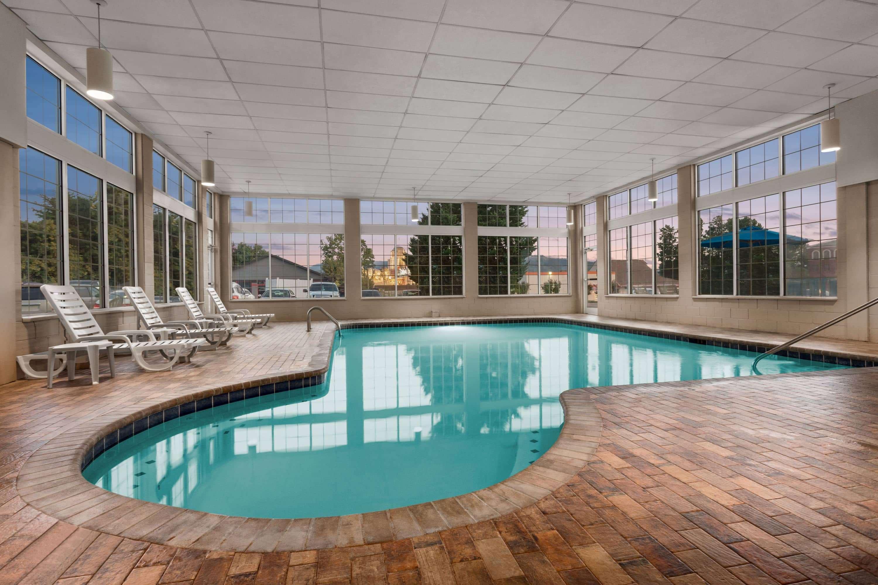 Hotel Ramada By Wyndham Pigeon Forge North Exteriér fotografie