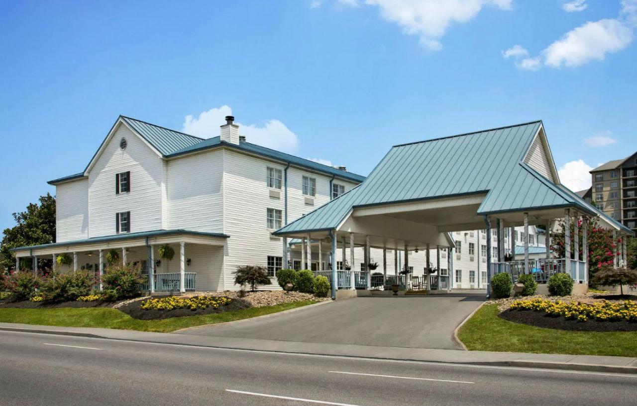 Hotel Ramada By Wyndham Pigeon Forge North Exteriér fotografie